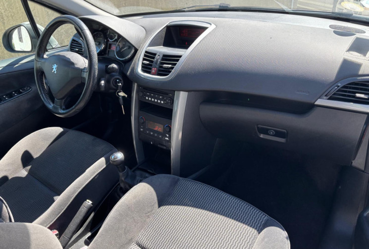 Peugeot 207 1.6i 16V - 120 Sport Pack