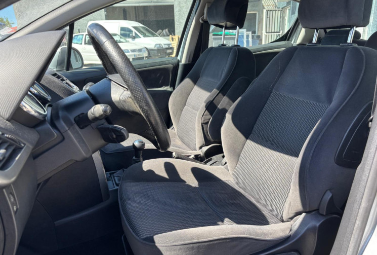 Peugeot 207 1.6i 16V - 120 Sport Pack