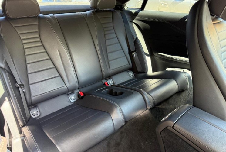 Mercedes Classe E Coupé MERCEDES-BENZ Classe E Coupé 220 d 2.0 d 16V 9G-TRONIC 194 cv Origine France
