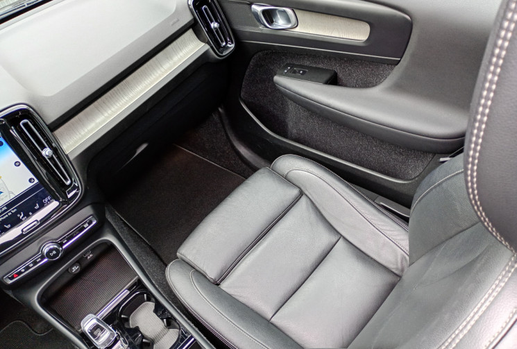 Volvo XC40 1,5 Ti PHEV 262 ch Inscription Luxe avec Toit Ouvrant