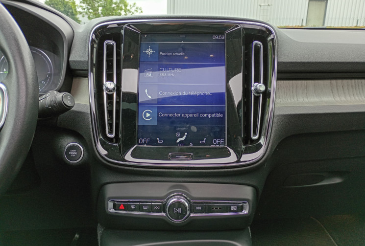 Volvo XC40 1,5 Ti PHEV 262 ch Inscription Luxe avec Toit Ouvrant