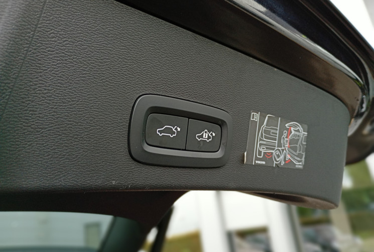 Volvo XC40 1,5 Ti PHEV 262 ch Inscription Luxe avec Toit Ouvrant