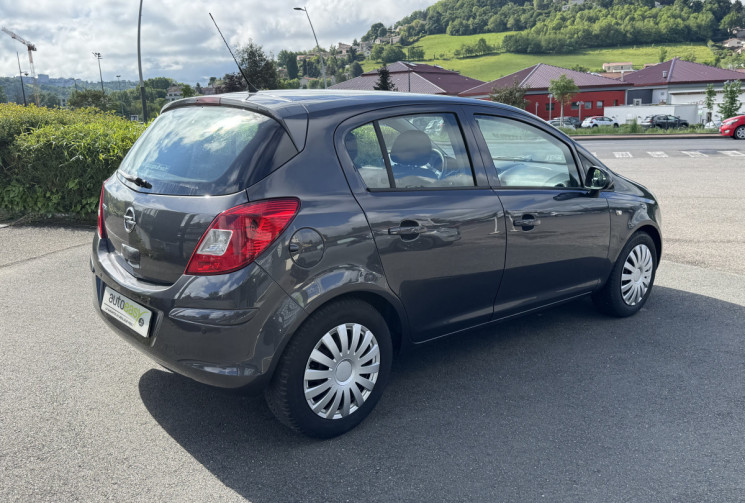 Opel Corsa 1.4i 100 cv ENJOY