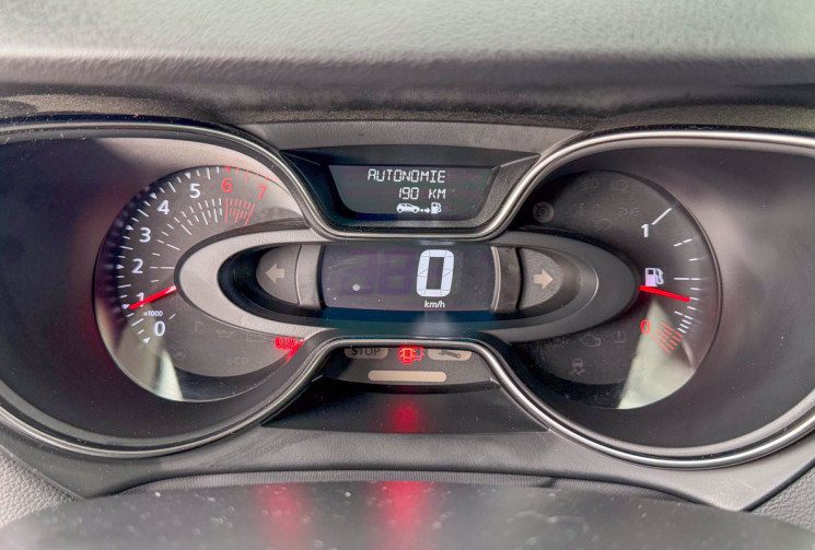 Renault Captur 1.3 Tce 130 CAMÉRA DE RECUL FEUX LED CARPLAY ANDROID AUTO KEYLESS ROUE DE SECOURS