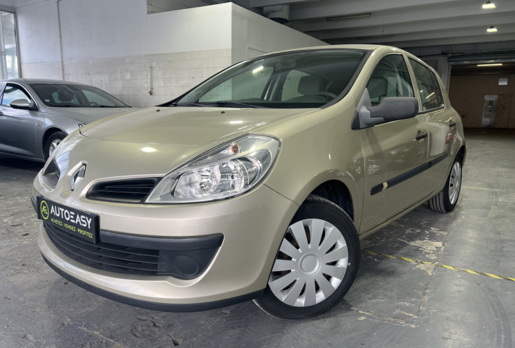 Renault Clio  3 1.5 dCi 68 Authentique / RIEN A PREVOIR / DISTRIBUTION NEUVE