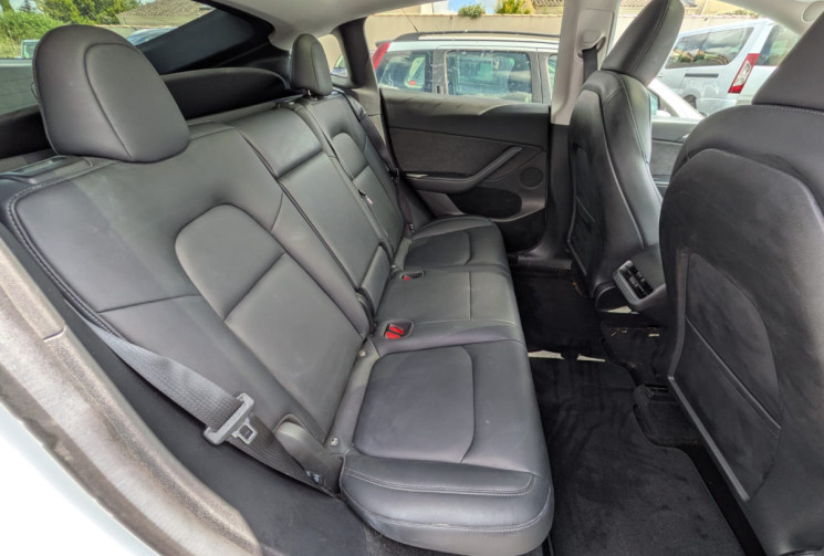 Tesla Model Y PROPULSION STANDARD 220KW RWD 300CH