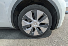 Tesla Model Y PROPULSION STANDARD 220KW RWD 