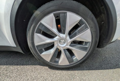 Tesla Model Y PROPULSION STANDARD 220KW RWD 