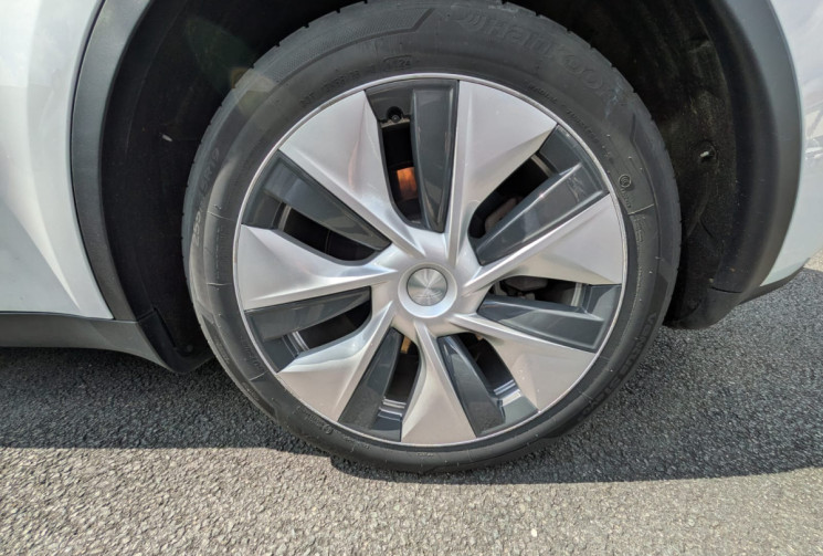 Tesla Model Y PROPULSION STANDARD 220KW RWD 300CH
