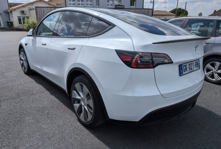Tesla Model Y PROPULSION STANDARD 220KW RWD 300CH