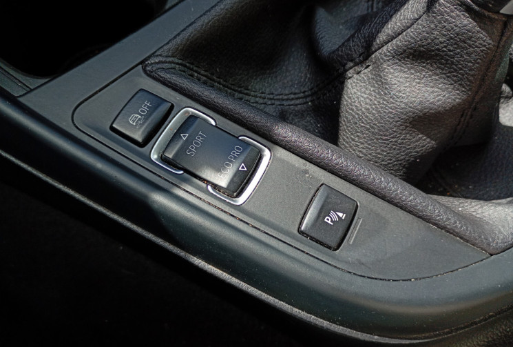 BMW Série 1  114d 95ch Urban Chic