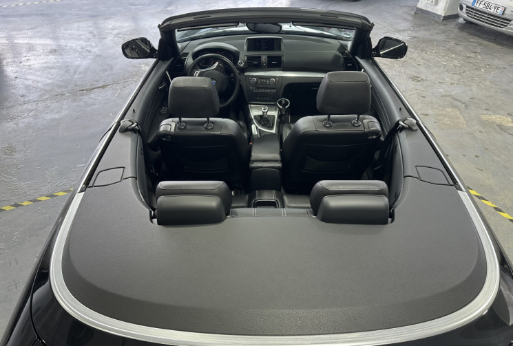 BMW Série 1 120i Cabriolet 170 Exclusive Edition / Sièges chauffants / Radars AV-AR / Régulateur