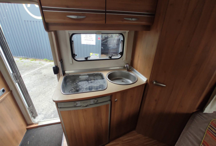 Ford Transit CAMPING CAR BURSTNER 2.2 TDCI 130 CH 6 PLACES 71000 KMS