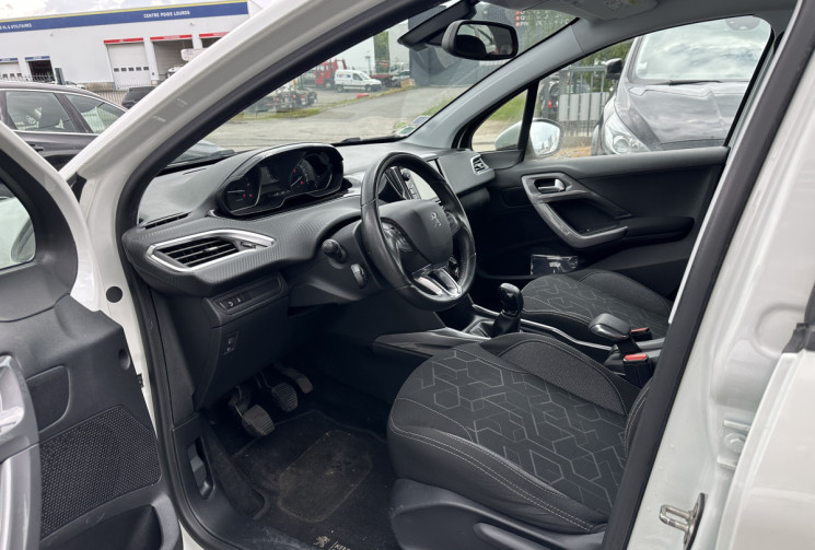 Peugeot 2008 1.6 BlueHDi 100CV ACTIVE