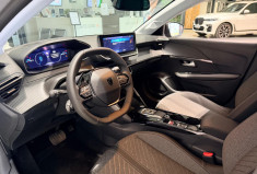 Peugeot 208 Allure Hybrid 145 e-DSC6