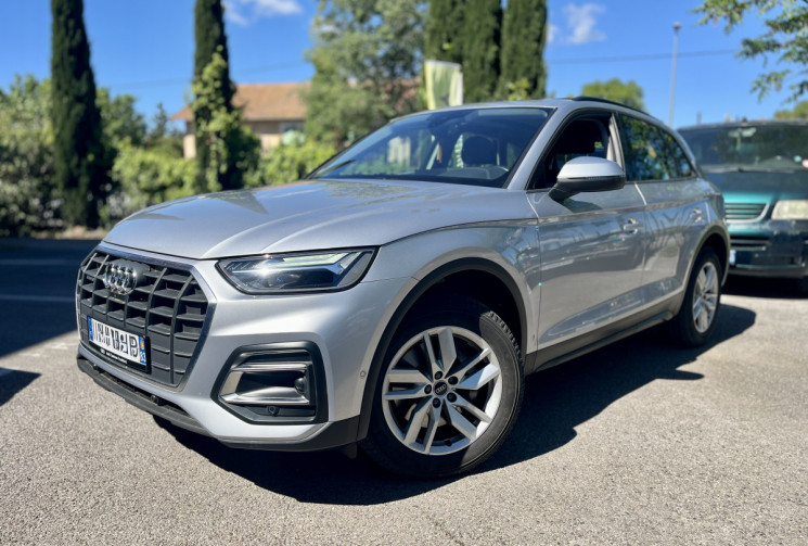 Audi Q5 50 TFSI e 299ch Design quattro S tronic 7 / B&O / 360° / Toit Ouvrant / Sièges chauffants 