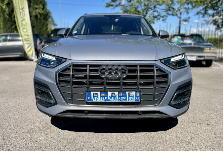 Audi Q5 50 TFSI e 299ch Design quattro S tronic 7 / B&O / 360° / Toit Ouvrant / Sièges chauffants 