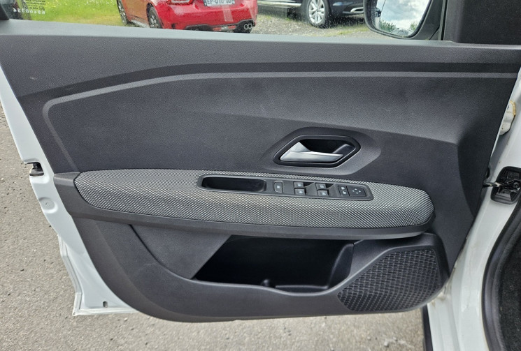 Dacia Jogger 1.0 TCE 100 ECO G EXPRESSION ESSENCE + GPL