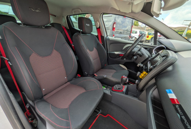 Renault Clio IV 1.6 Turbo RS SPORT CUP 200 