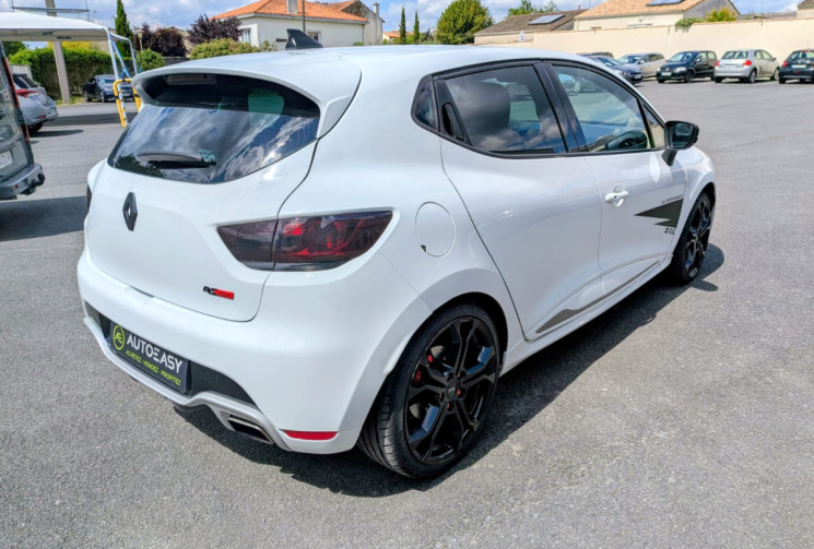 Renault Clio IV 1.6 TURBO RS SPORT CUP 200 / GARANTIE 12 MOIS