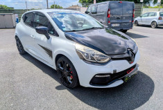 Renault Clio IV 1.6 Turbo RS SPORT CUP 200 