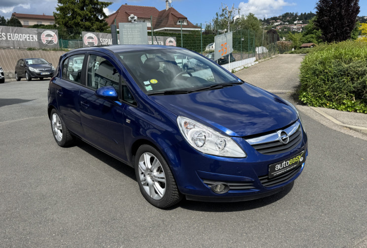 Opel Corsa 1.4i Twinport 90 cv ENJOY 1ER MAIN