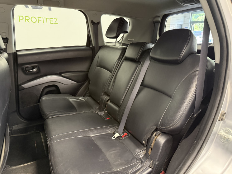 Peugeot 4007 2.2 HDi 16V FAP 4WD DCS6 156 ch Premium Pack