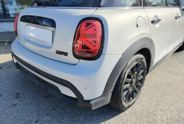 Mini MINI 5 PORTES 1.5 cooper 136 edition camden / entretien mini / toit ouvrant / carplay
