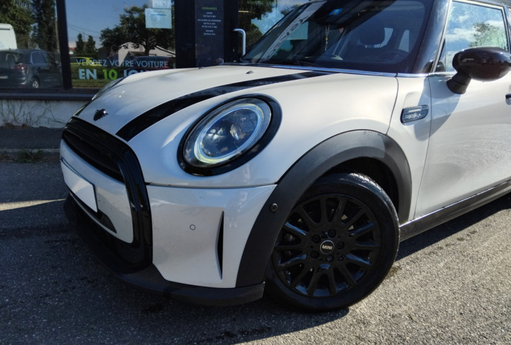 Mini MINI 5 PORTES 1.5 cooper 136 edition camden / entretien mini / toit ouvrant / carplay