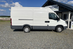 Iveco Daily L2H2 35S14 / 35C14 V (2.3 HPT) 136ch / Kit bois / Camera