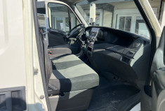 Iveco Daily L2H2 35S14 / 35C14 V (2.3 HPT) 136ch / Kit bois / Camera