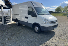 Iveco Daily L2H2 35S14 / 35C14 V (2.3 HPT) 136ch / Kit bois / Camera