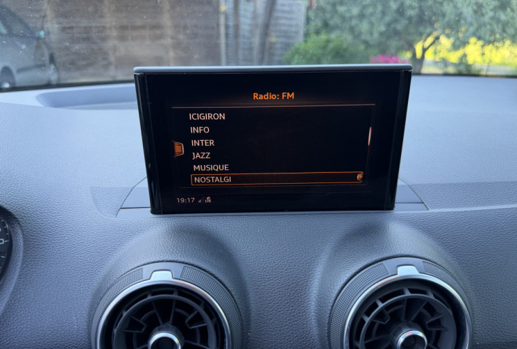 Audi Q2 35 2.0 TDI 150 S TRONIC BUSINESS LINE / CUIR 