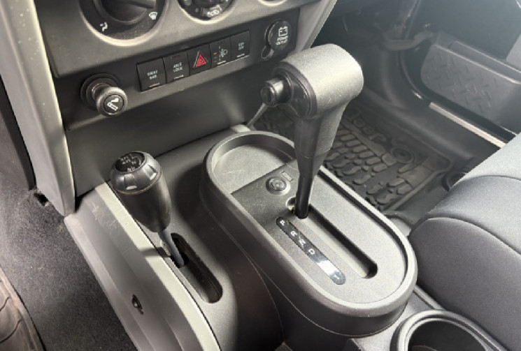 Jeep Wrangler RUBICON 2.8 CRD 4WD 177 cv * FOX * Phare Led * Treuil * Entretien Complet * TBE 