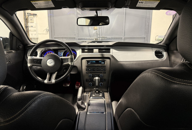Ford MUSTANG Pony V6 3.7 305 ch E85