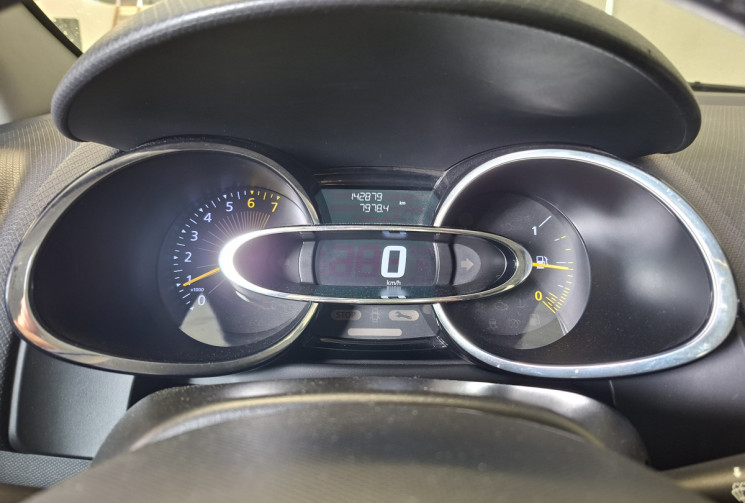 Renault Clio IV 1.2 75 ZEN / ENTRETIEN A JOUR / CT OK / GARANTIE 12 MOIS
