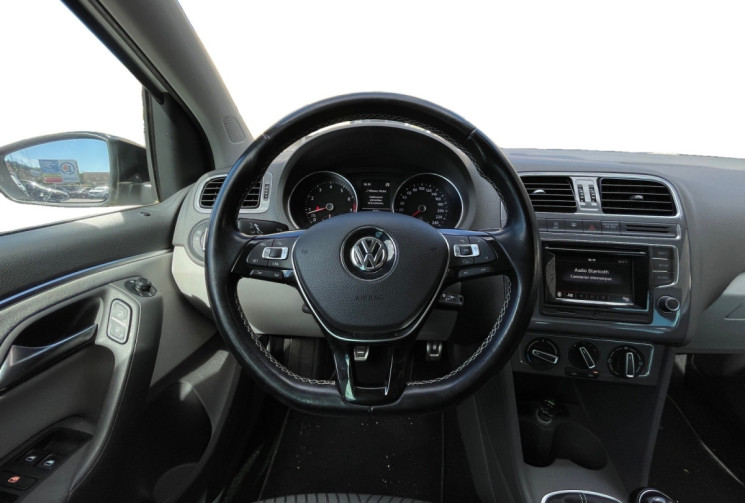 Volkswagen Polo 1.2 TSI / 90 CH / CUP / PREMIERE MAIN