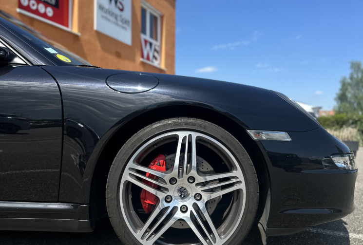 Porsche 911 3.8 FLAT 6 CARRERA 4S /  Historique complet  , Pack Chrono , Jantes 19’’ Turbo