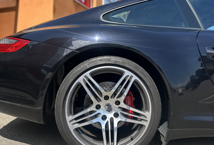 Porsche 911 3.8 FLAT 6 CARRERA 4S /  Historique complet  , Pack Chrono , Jantes 19’’ Turbo