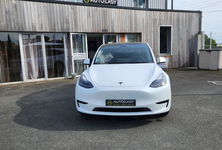 Tesla Model Y PROPULSION STANDARD 220KW RWD 300 / TRES BON ETAT / GARANTIE 12 MOIS