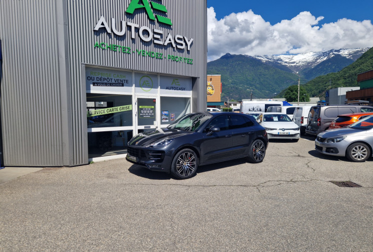 Porsche Macan turbo 3.6 440 pack performance