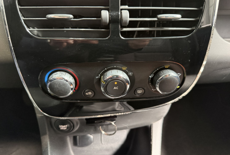 Renault Clio 1.5 dCi 90ch Zen - Distribution neuve
