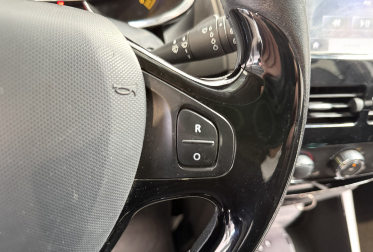 Renault Clio 1.5 dCi 90ch Zen - Distribution neuve