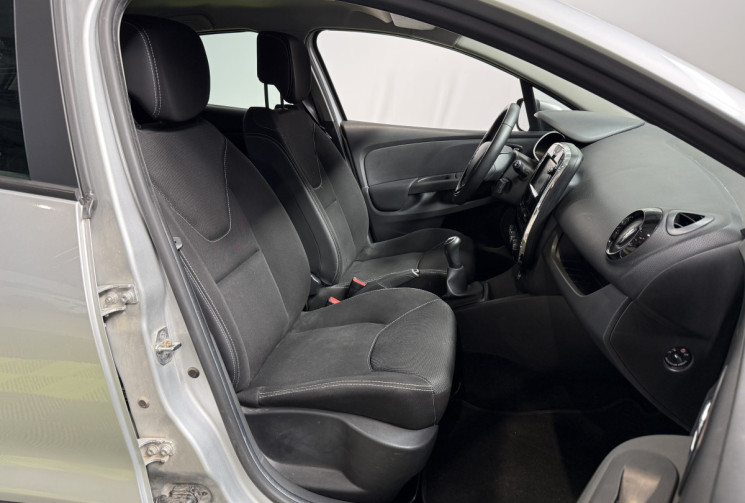 Renault Clio 1.5 dCi 90ch Zen - Distribution neuve