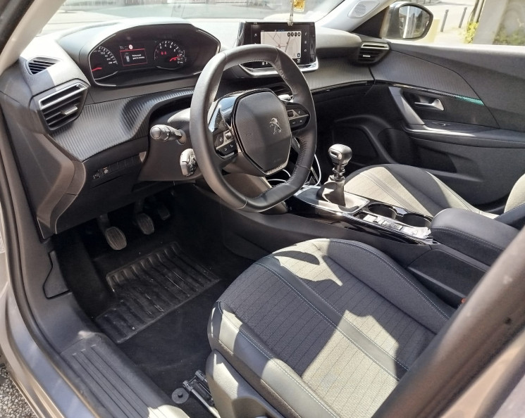Peugeot 2008 II 1.2 THP // ALLURE // 100 cv // SUIVI PEUGEOT