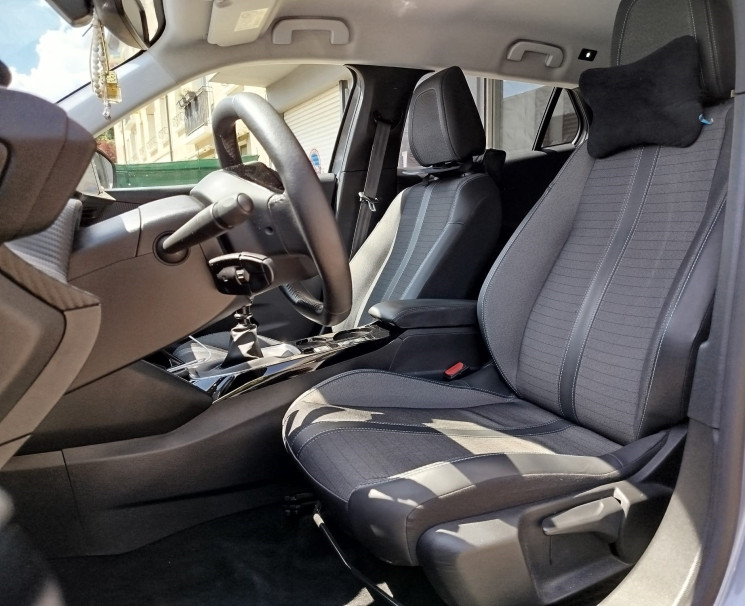 Peugeot 2008 II 1.2 THP // ALLURE // 100 cv // SUIVI PEUGEOT