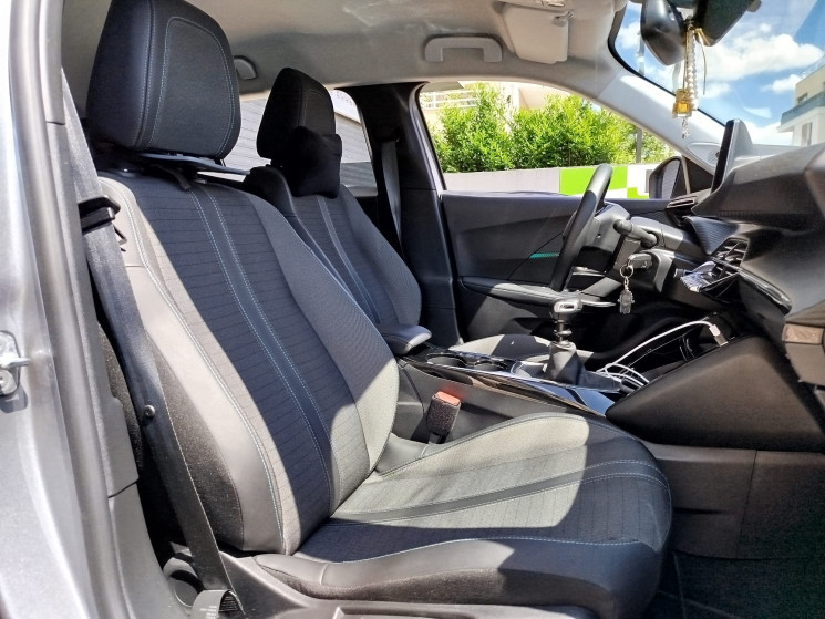Peugeot 2008 II 1.2 THP // ALLURE // 100 cv // SUIVI PEUGEOT