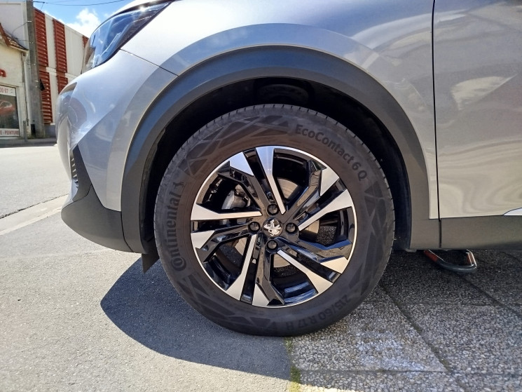 Peugeot 2008 II 1.2 THP // ALLURE // 100 cv // SUIVI PEUGEOT