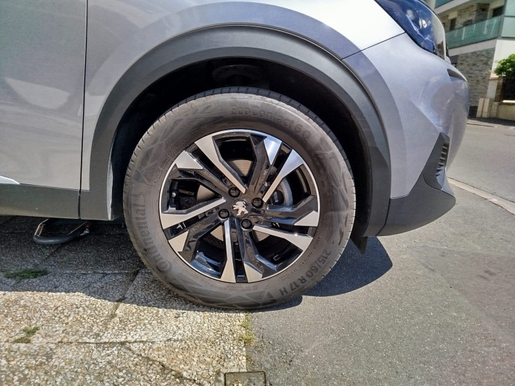 Peugeot 2008 II 1.2 THP // ALLURE // 100 cv // SUIVI PEUGEOT