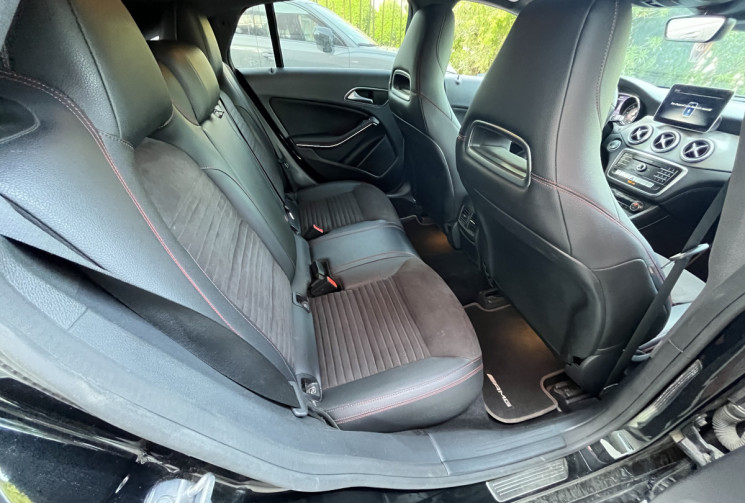 Mercedes CLA SHOOTING BRAKE 220d Sport AMG 7G-Tronic / Toit Ouvrant / Super état /